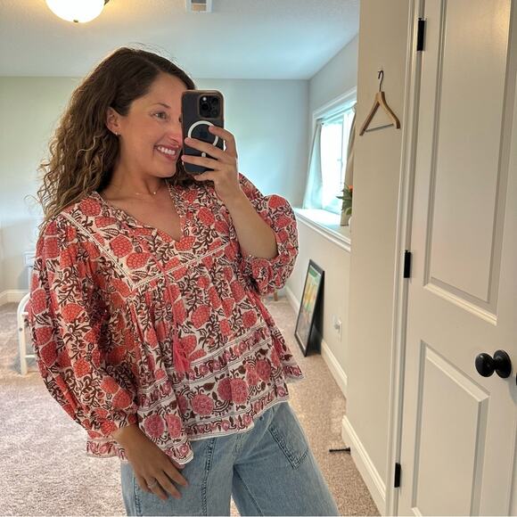 Tuckernuck Marea Pink White Floral Cotton Long Sleeve Tassel Block Print Top M - Picture 2 of 13